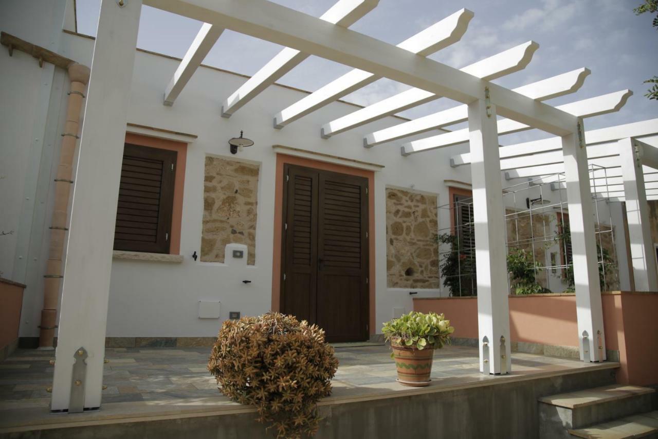 הוילה קוסטונאצ'י Antico Casale Sul Mare מראה חיצוני תמונה
